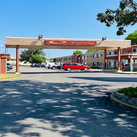 Econo Lodge Waite Park Buitenkant foto