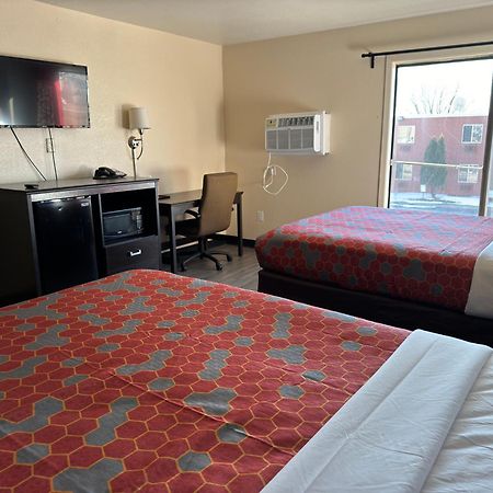 Econo Lodge Waite Park Buitenkant foto