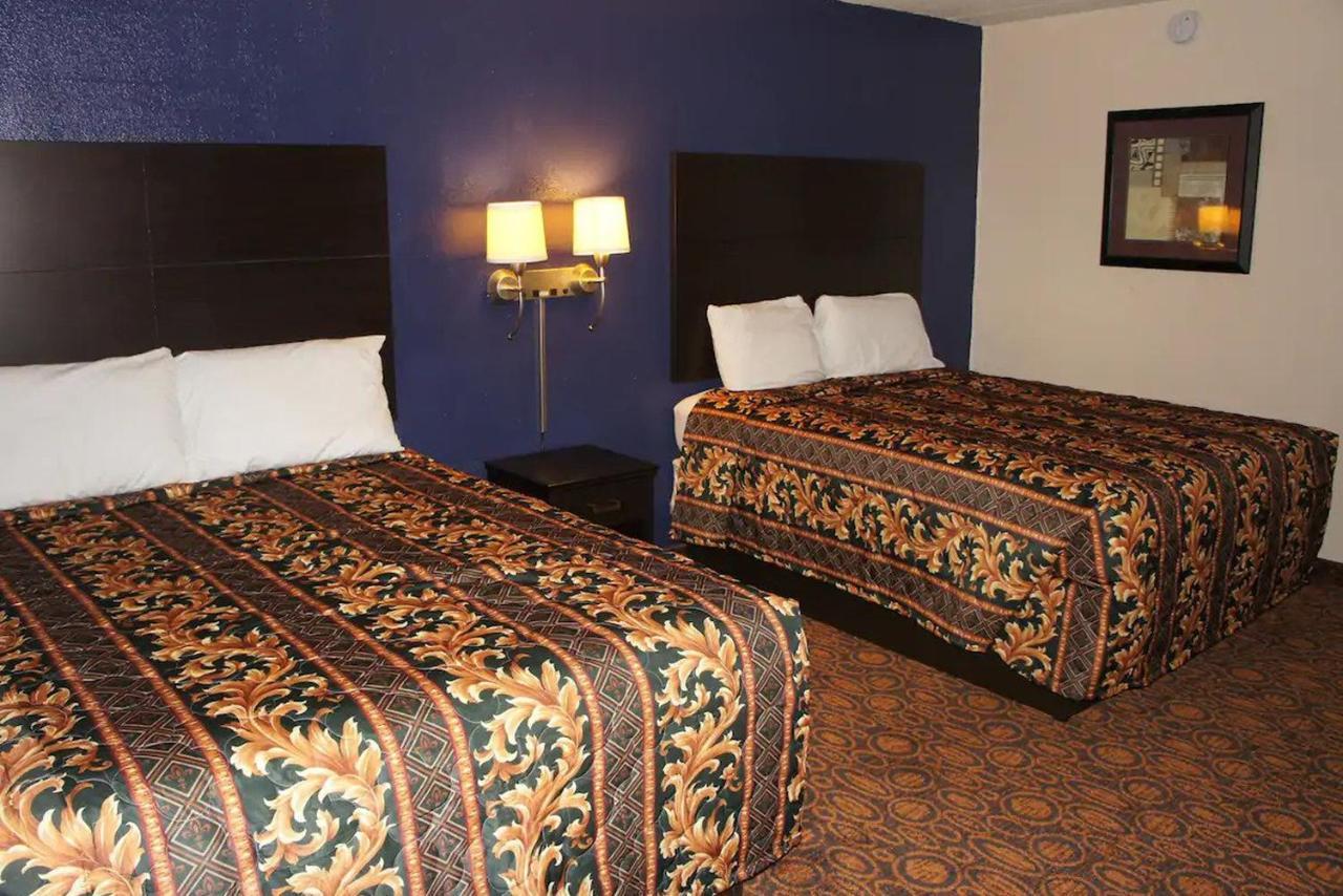 Econo Lodge Waite Park Buitenkant foto